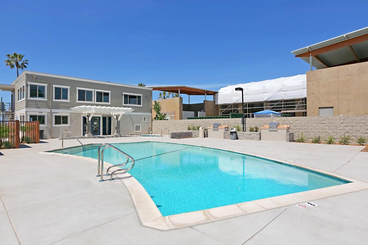 313B Steps From The Sand At Harbor Beach - Free Wifi Oceanside Exterior photo
