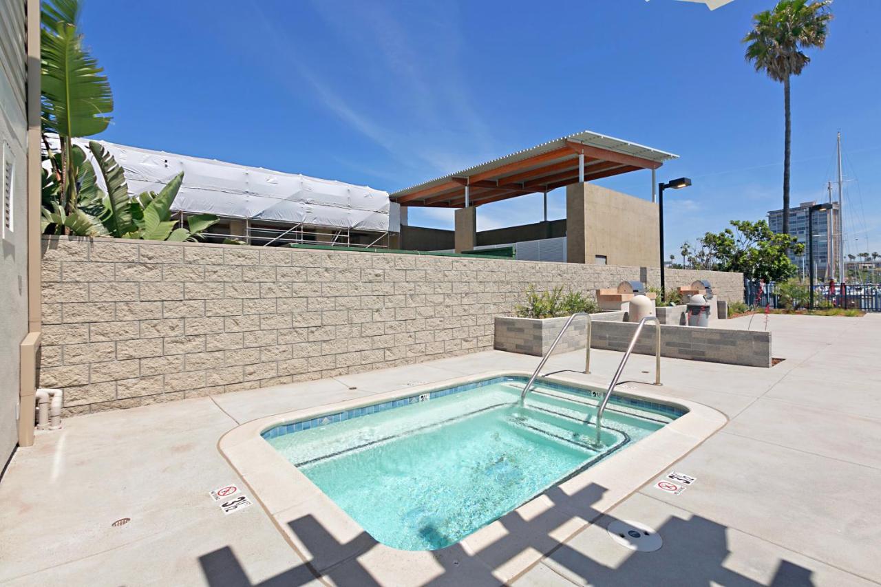 313B Steps From The Sand At Harbor Beach - Free Wifi Oceanside Exterior photo